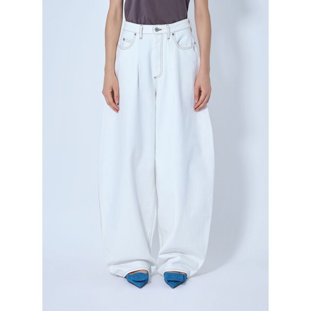 Jacquemus Women Le De-Nîmes Ovalo Jeans
